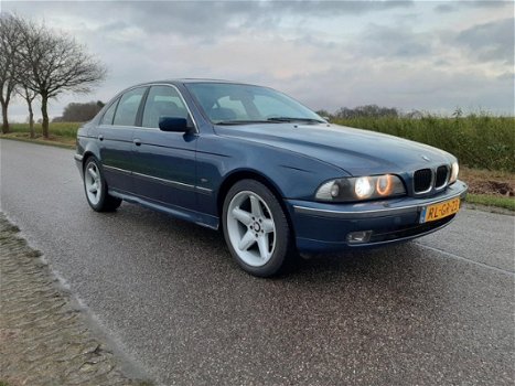 BMW 5-serie - 535i Executive E39 V8 Youngtimer | automaat | Full option 1997 | NAP - 1