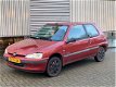 Peugeot 106 - 1.1 APK Elektr pakket/CV op afstand/ APK t.m 15-01-2021 - 1 - Thumbnail