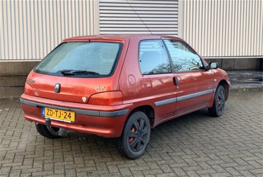 Peugeot 106 - 1.1 APK Elektr pakket/CV op afstand/ APK t.m 15-01-2021 - 1