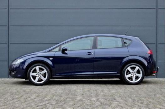 Seat Leon - 1.4 TSI Sport (CLIMA, CRUISE, 5-DEURS, ELEKT. RAMEN VOOR/ACHTER, MULTIMEDIA, STUURBEDIEI - 1