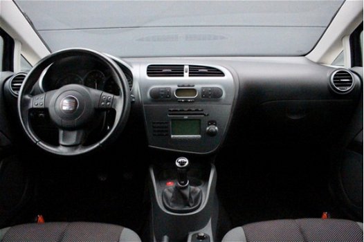 Seat Leon - 1.4 TSI Sport (CLIMA, CRUISE, 5-DEURS, ELEKT. RAMEN VOOR/ACHTER, MULTIMEDIA, STUURBEDIEI - 1