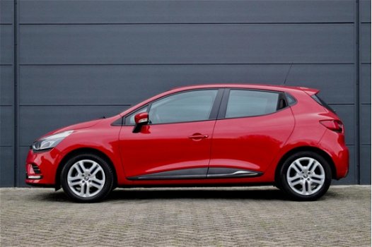 Renault Clio - 0.9 TCe Zen (NAVIGATIE, AIRCO, CRUISE, BLUETOOTH, 1e EIGENAAR, DEALER ONDERHOUDEN, LE - 1