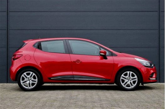 Renault Clio - 0.9 TCe Zen (NAVIGATIE, AIRCO, CRUISE, BLUETOOTH, 1e EIGENAAR, DEALER ONDERHOUDEN, LE - 1