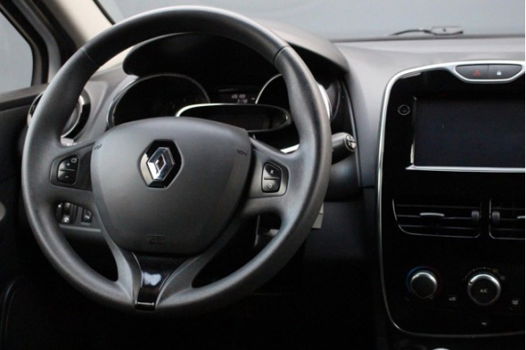 Renault Clio Estate - 1.5 dCi ECO Expression (NAVIGATIE, AIRCO, PDC, TREKHAAK, BLUETOOTH, 1e EIGENAA - 1