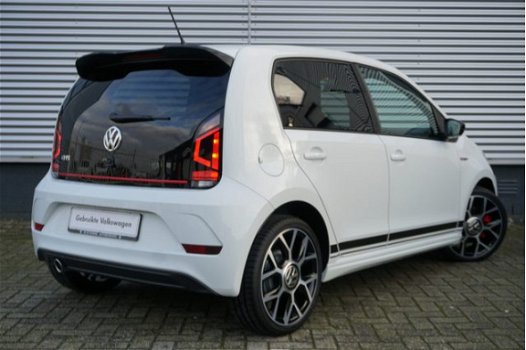 Volkswagen Up! - 1.0TSI/116PK GTI · Pan.dak · Stoelverwarming · Beats sound - 1
