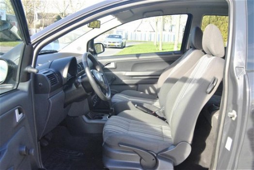 Volkswagen Fox - 1.2 Trendline Stuurbekrachtiging Nieuwe APK - 1