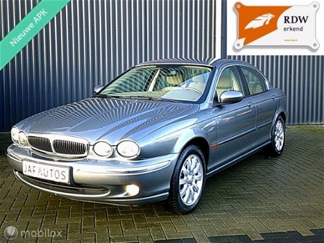 Jaguar X-type - 2.5 V6 4WD komt binnen Nw APK NAP luxe - 1