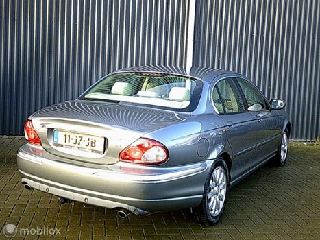 Jaguar X-type - 2.5 V6 4WD komt binnen Nw APK NAP luxe - 1