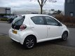 Toyota Aygo - 1.0-12V Dynamic Navigator - 1 - Thumbnail