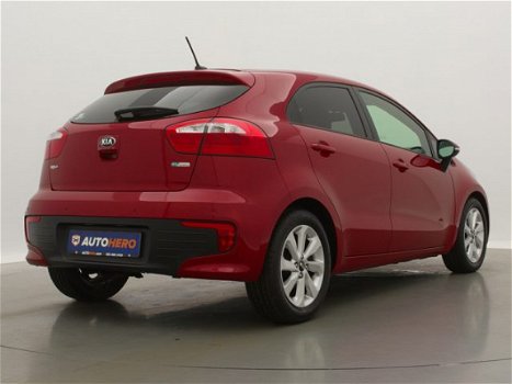 Kia Rio - 1.2 CVVT ComfortLine TA97446 | Navi | LED | Cruise | Climate | Parkeersensoren V+A | Camer - 1