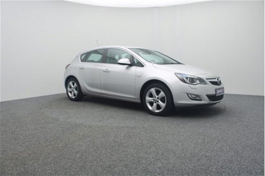 Opel Astra - 1.4 Turbo Sport 140PK TB59756 | Xenon | LED | Cruise | Climate | Bluetooth | Sportstoel - 1