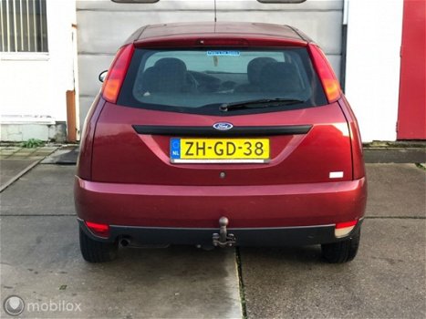 Ford Focus - 1.6-16V Trend 1 JAAR APK NAP BOEKJES TOP AUTO - 1