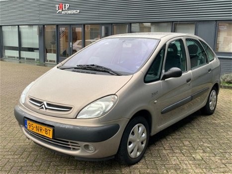 Citroën Xsara Picasso - 1.8i 16V Différence - 1