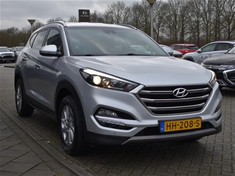 Hyundai Tucson - 1.7 CRDi Comfort *Navigatie, Trekhaak, Climate, Cruise Control, Leder - 1