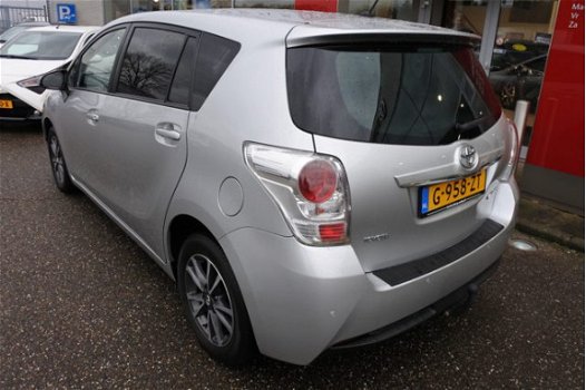 Toyota Verso - 1.8 VVT-i Business Automaat | Modeljaar 2014 | navigatie 2019 | Parkeersensors V+A | - 1