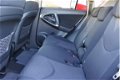 Toyota RAV4 - 2.0 VVTi Dynamic Automaat 4WD | Parkeersensors achter | CD wisselaar | Bluetooth - 1 - Thumbnail