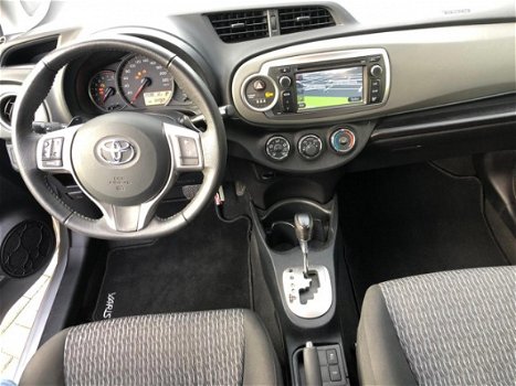 Toyota Yaris - 1.3 VVT-i Dynamic - 1