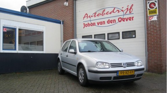 Volkswagen Golf - 1.6 schakelbak - 1