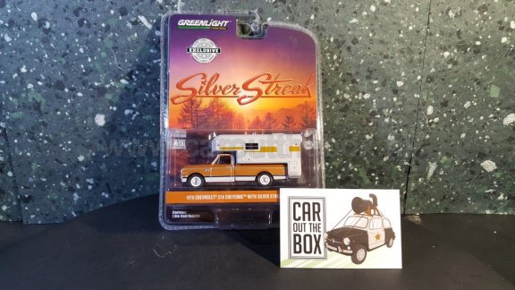 1970 Chevrolet C10 Cheyenne met Streak Camper 1:64 Greenlight - 3