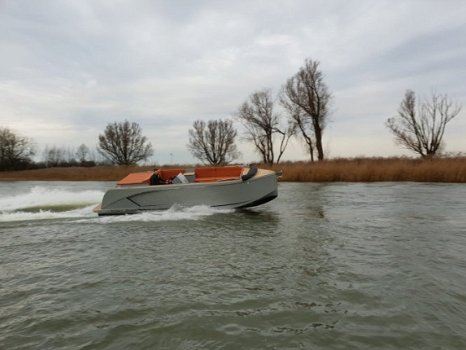 Maxima Boat 840 Tender - 1