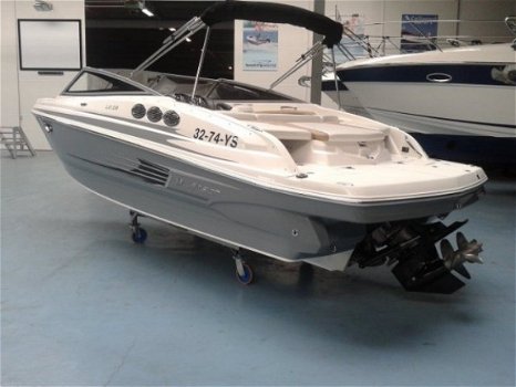 Larson 238 LXI met Mercruiser 350 magnum - 6