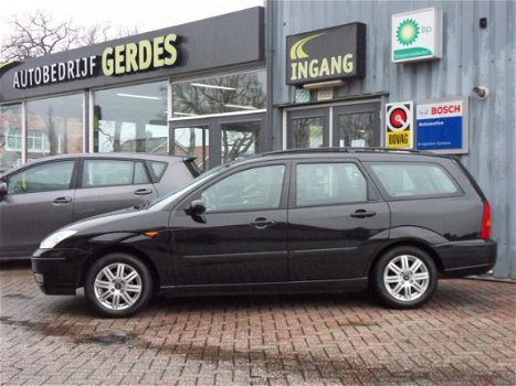 Ford Focus Wagon - 1.6-16V Futura Airco | Leer | Trekhaak - 1