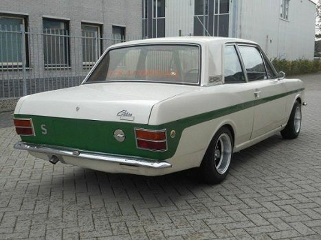 Ford Cortina - LOTUS - 1