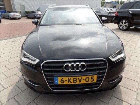 Audi A3 Sportback - Sportback 2.0 TDI Attraction Pro Line plus 10 %KORTING NW JAAR ACTIE - 1