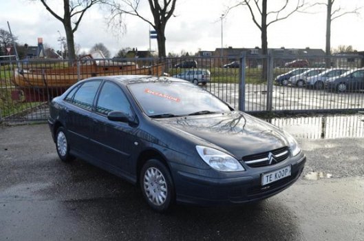 Citroën C5 - 2.0-16V Différence 2 - 1