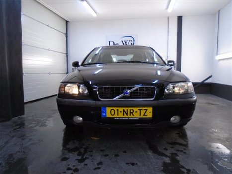 Volvo S60 - 2.4 AUTOMAAT in ZEER NETTE STAAT incl. NWE APK /GARANTIE - 1