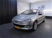 Peugeot 206 CC - 1.6-16V Roland Garros in ZEER NETTE STAAT incl. NWE APK /GARANTIE - 1 - Thumbnail