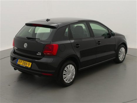 Volkswagen Polo - 1.4 TDI 90PK COMFORTLINE (NAVI/CRUISE/AIRCO) - 1