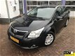 Toyota Avensis - 2.0 D-4D Comfort * NAVIGATIE - 1 - Thumbnail