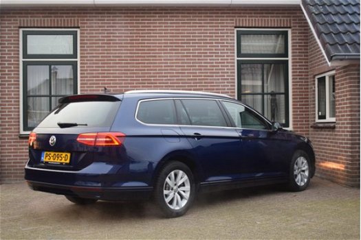 Volkswagen Passat Variant - 1.6 TDI 120pk DSG Comfortline Business Ecc ACC Pdc Led Navigatie - 1