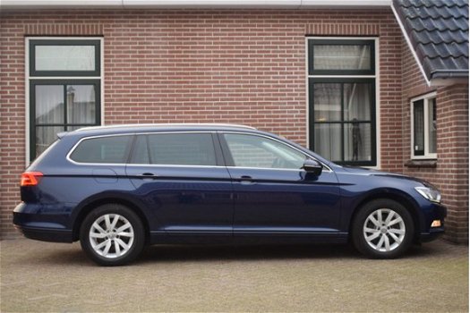 Volkswagen Passat Variant - 1.6 TDI 120pk DSG Comfortline Business Ecc ACC Pdc Led Navigatie - 1