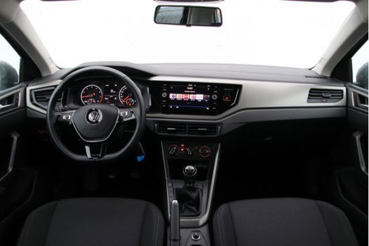 Volkswagen Polo - 1.0 TSI Comfortline | Airconditioning | App-Connect | 15