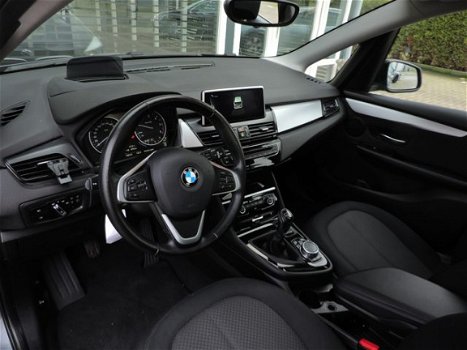 BMW 2-serie Active Tourer - 216d Corporate Lease Essential 50 Procent Deal 6.475, - ACTIE Head-up di - 1