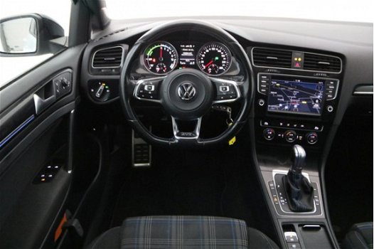 Volkswagen Golf - 1.4 TSI PHEV 204pk 5D DSG GTE | ex btw | panorama-dak - 1