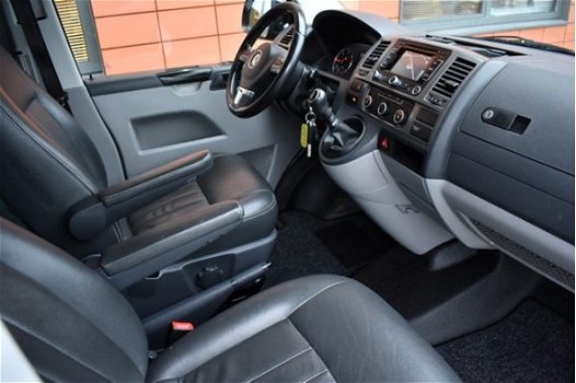 Volkswagen Transporter - 2.0 TDI 141pk L2 Dubbele Cabine Leder/Navigatie - 1