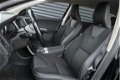 Volvo XC60 - 2.0T Momentum Automaat Verwarmde voorstoelen en achterbank Cruise Control Navigatie Sta - 1 - Thumbnail