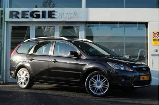 Ford Focus Wagon - 1.8 Limited Navi BT PDC - 1