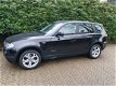 BMW X3 - 2.0i Leder/Xenon/18 inch - 1 - Thumbnail