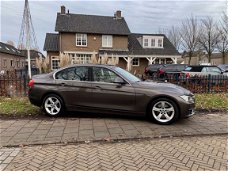 BMW 3-serie - Luxury Line, Leder, NavigatieProf, Keyless Go, Harman Kardon