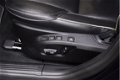 Volvo V40 - 2.0 D4 R-Design Business 190 PK | Trekhaak | Voorruit verw. | Stoelen verw. | Navi - 1 - Thumbnail