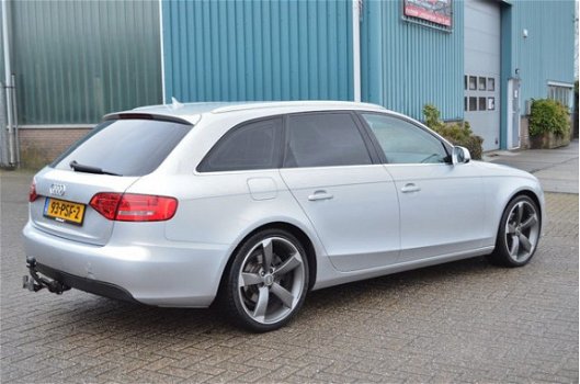 Audi A4 Avant - 2.0 TDI*20inch, NaviPro, Leder - 1