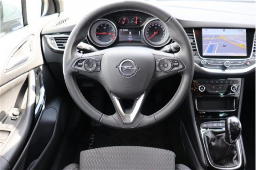 Opel Astra - 105pk Turbo Innovation (Camera/AGR/P.Glass/NAV.) - 1