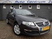 Volkswagen Passat Variant - 2.0 TDI 140PK HIGHLINE navi xenon pdc half leder mf f1 - 1 - Thumbnail