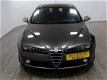 Alfa Romeo 159 - 1.9 JTS DISTINCTIVE/ CLIMA/ APK 4-2020 - 1 - Thumbnail