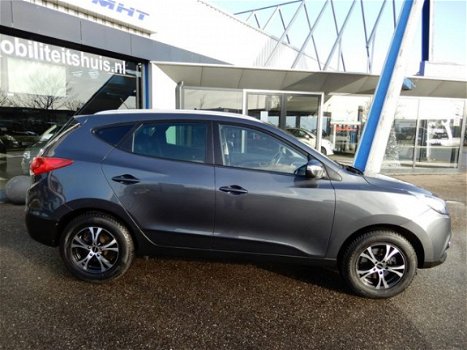 Hyundai ix35 - 2.0i 16V Style version - 1