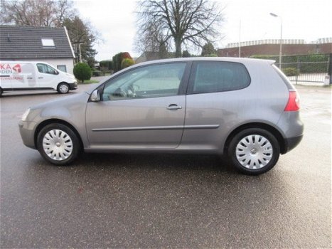 Volkswagen Golf - 1.4 Optive 3 - 1